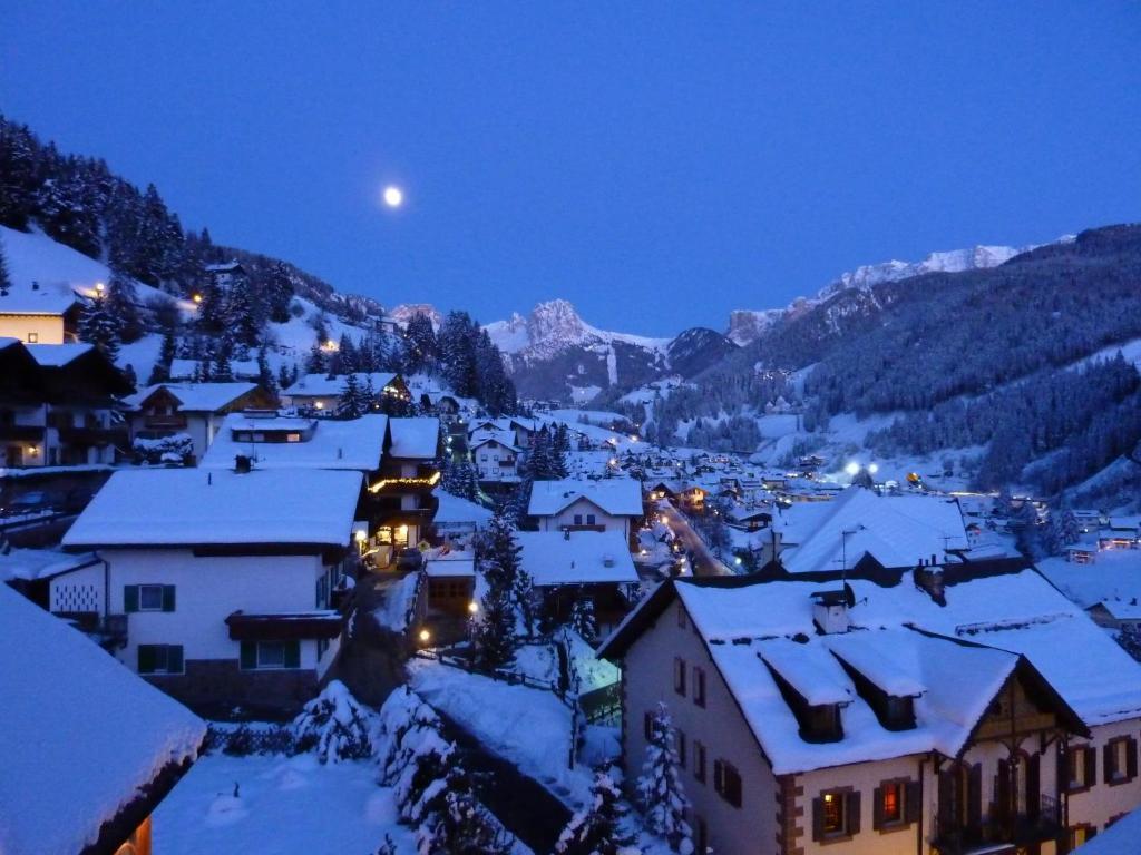 Charme Hotel Uridl Santa Cristina Val Gardena Camera foto