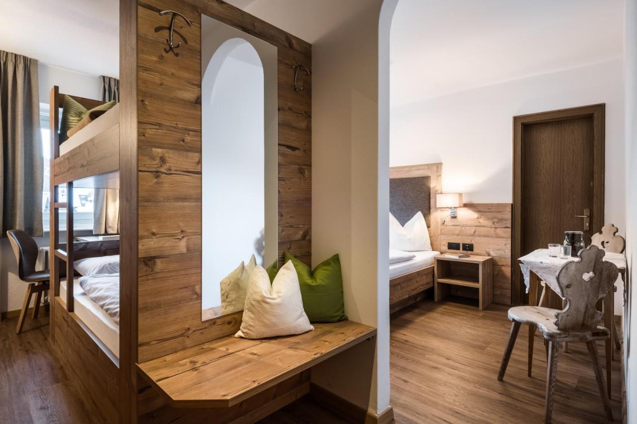 Charme Hotel Uridl Santa Cristina Val Gardena Esterno foto