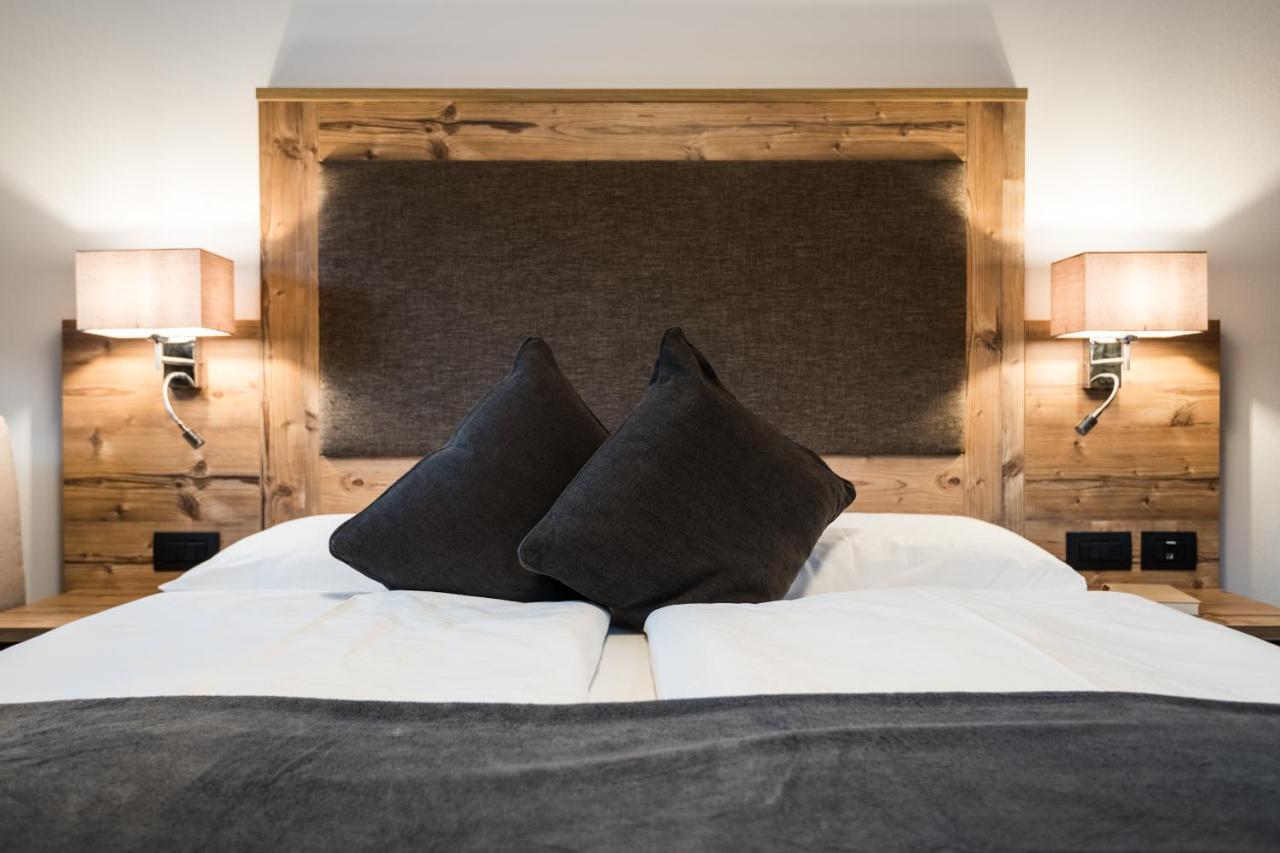 Charme Hotel Uridl Santa Cristina Val Gardena Esterno foto